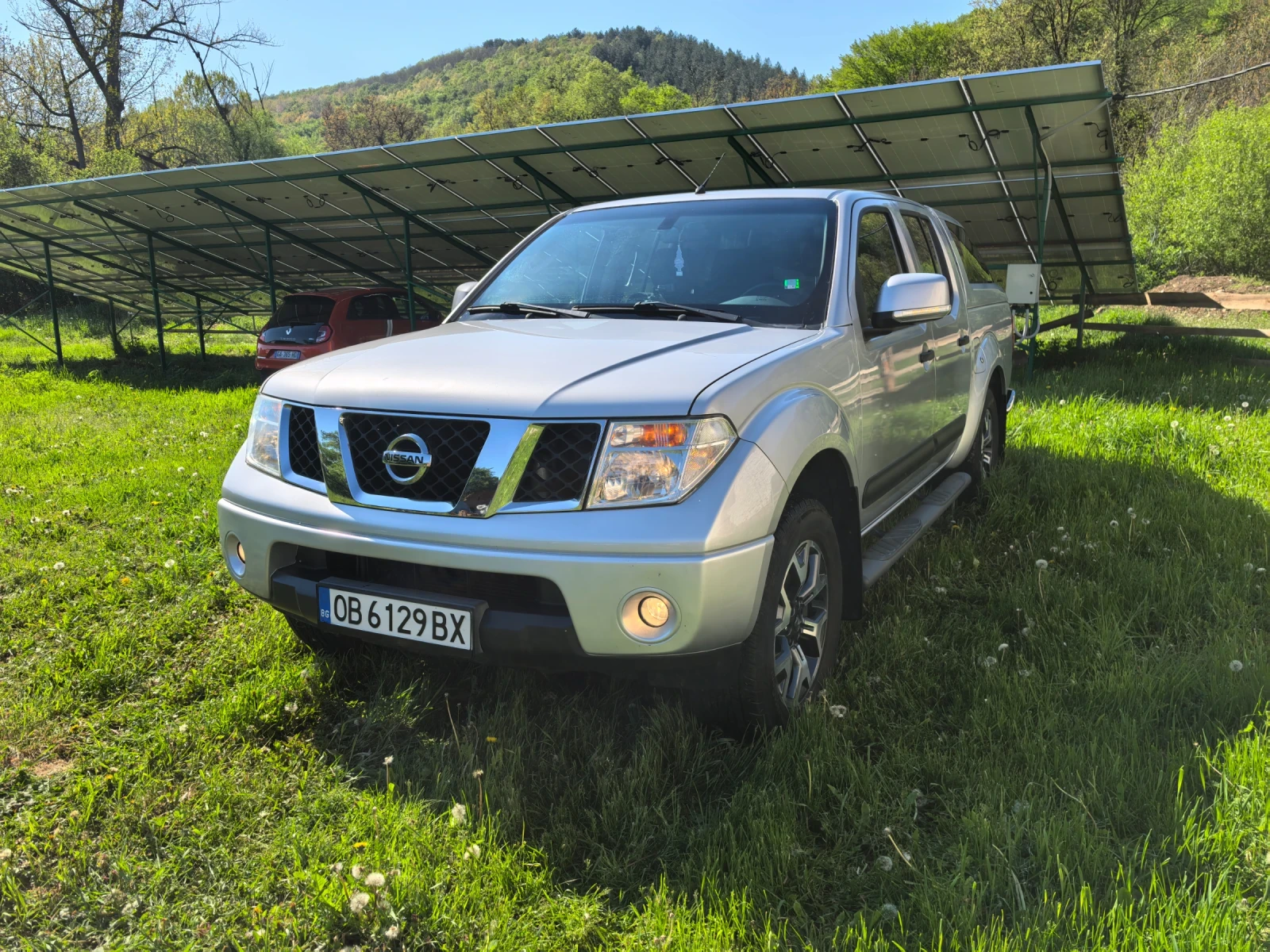 Nissan Navara УНИКАТ 135хкм.РЕАЛНИ БЕЗ РЪЖДА , снимка 3 - Автомобили и джипове - 54424203