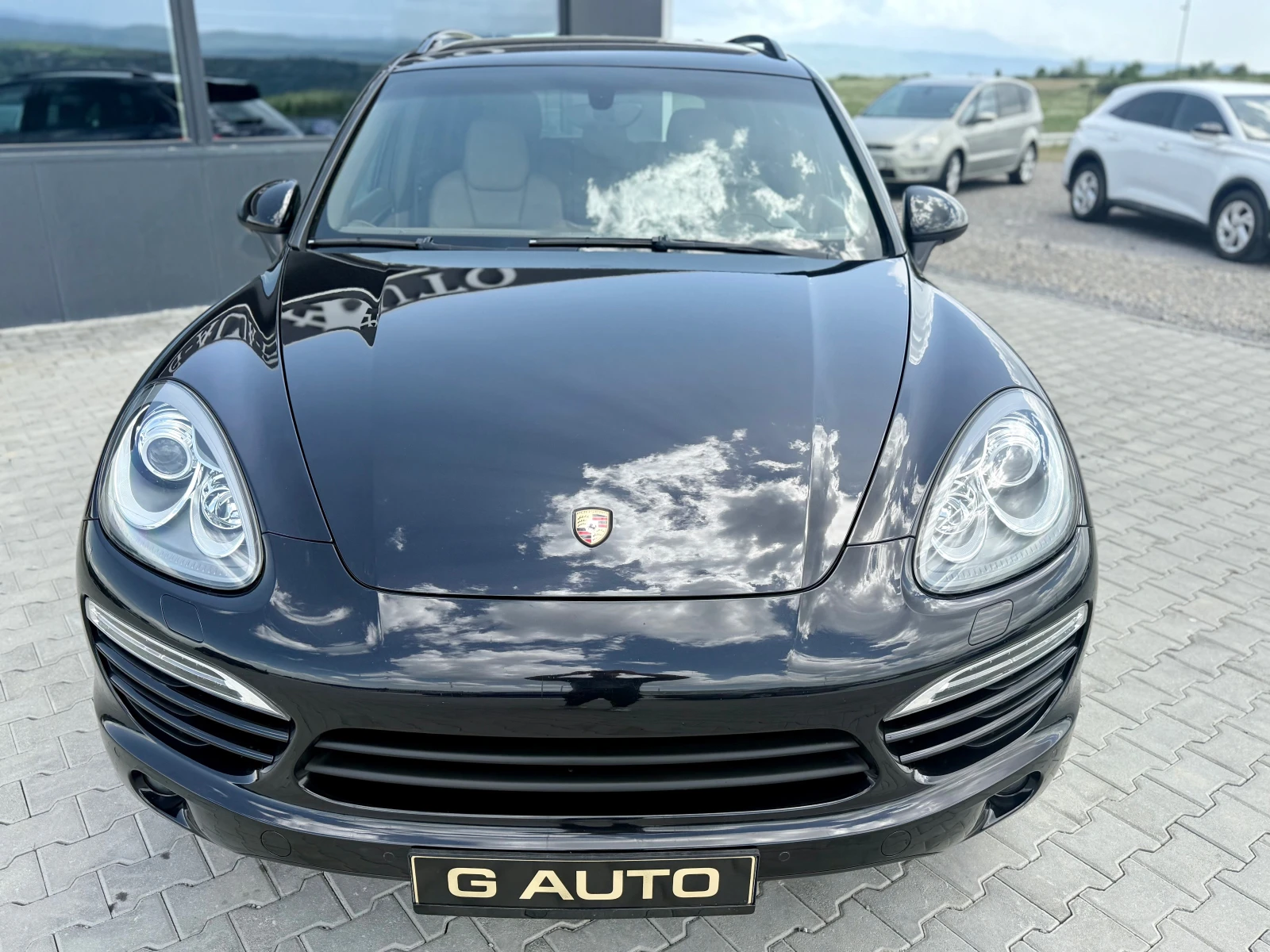 Porsche Cayenne 3.0TDI 240 ks Собствен лизинг !!, снимка 2 - Автомобили и джипове - 54519016