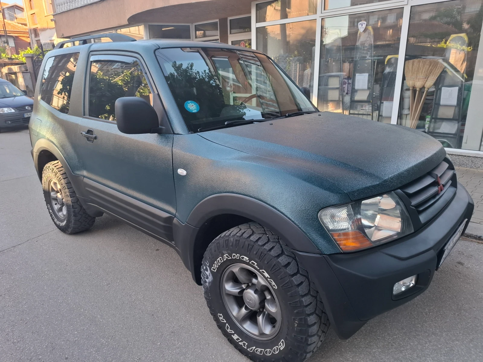 Mitsubishi Pajero  УНИКАТ, снимка 2 - Автомобили и джипове - 54555402