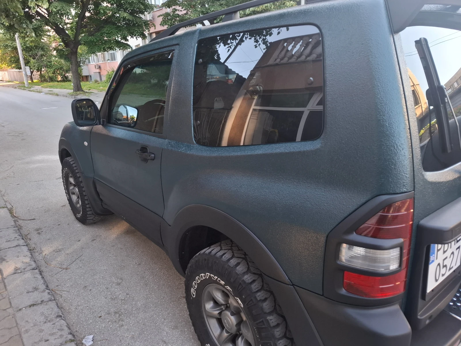 Mitsubishi Pajero  УНИКАТ, снимка 5 - Автомобили и джипове - 54555402
