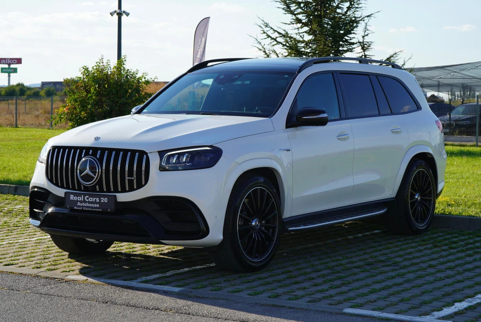Mercedes-Benz GLS 63 AMG 4М+ * PANO* BURMESTER* HEAD UP* KEYLESS* 360, снимка 3 - Автомобили и джипове - 56119374