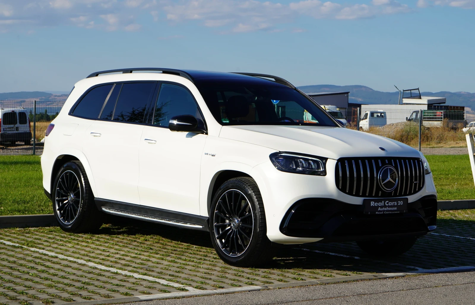 Mercedes-Benz GLS 63 AMG 4М+ * PANO* BURMESTER* HEAD UP* KEYLESS* 360