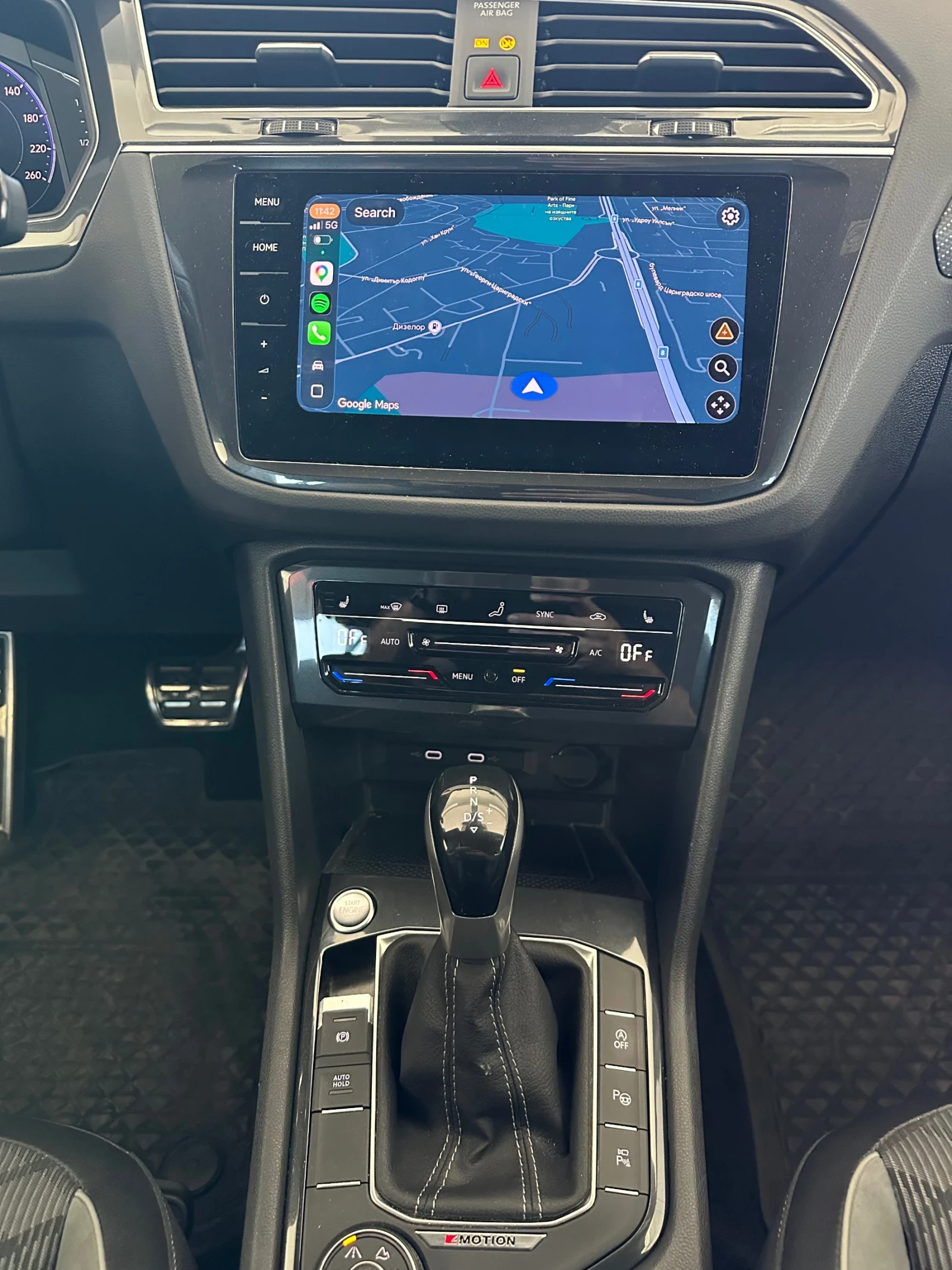 VW Tiguan 2.0 TSI  190кс 4x4 R line , снимка 6 - Автомобили и джипове - 56152804