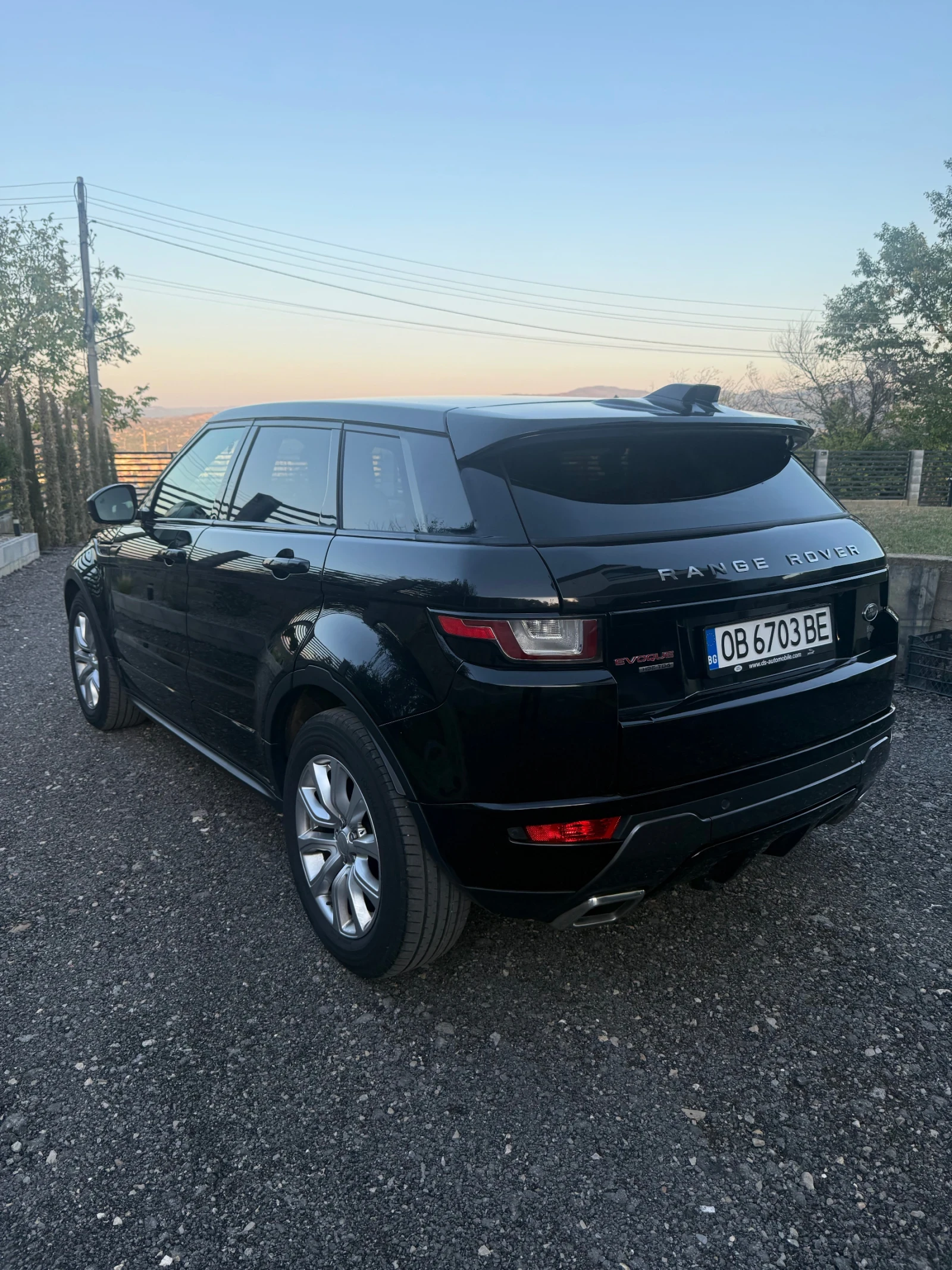 Land Rover Range Rover Evoque R-Dynamic, Facelift , снимка 6 - Автомобили и джипове - 56600403