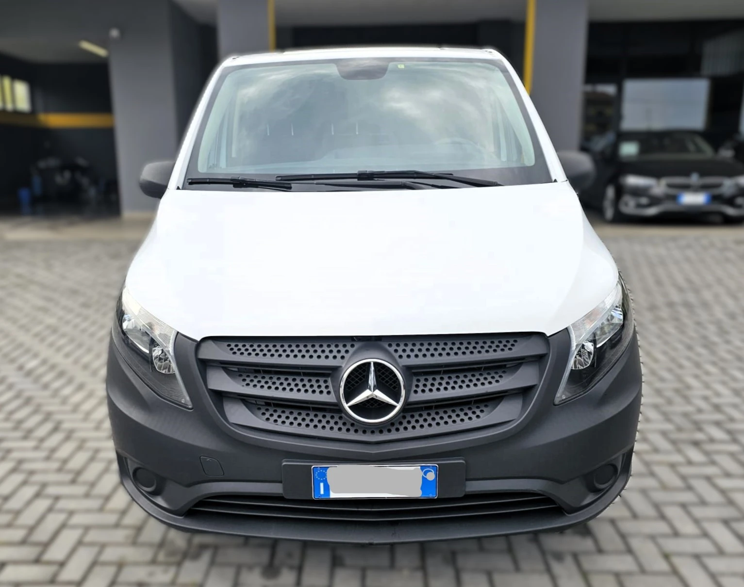 Mercedes-Benz Vito Mercedes-Benz Vito 114 Cdi Van 136cv ДЪЛГА БАЗА - изображение 2