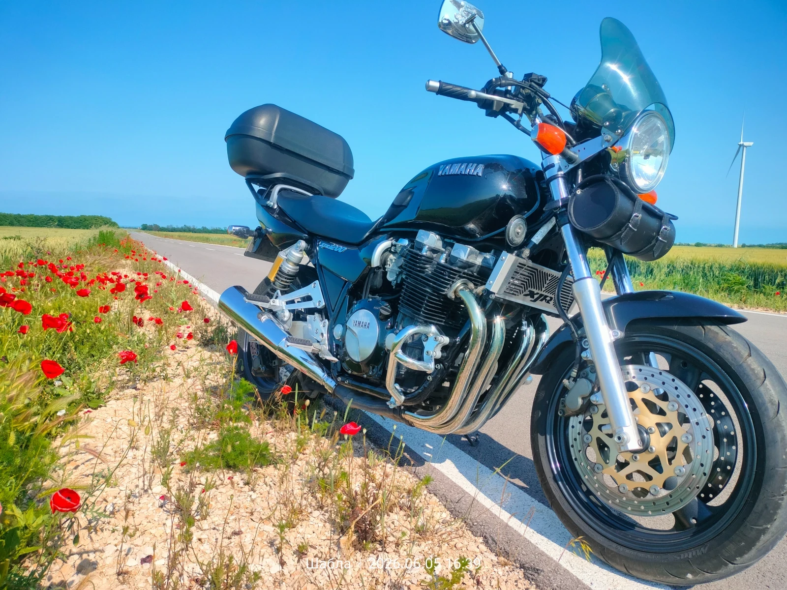Yamaha XJR 1200