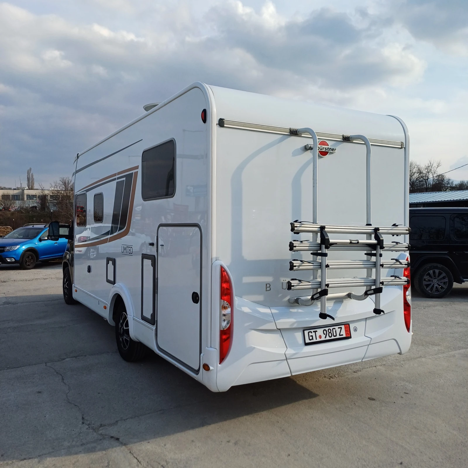 Кемпер Burstner Limited T 727 G, снимка 5 - Каравани и кемпери - 53893973