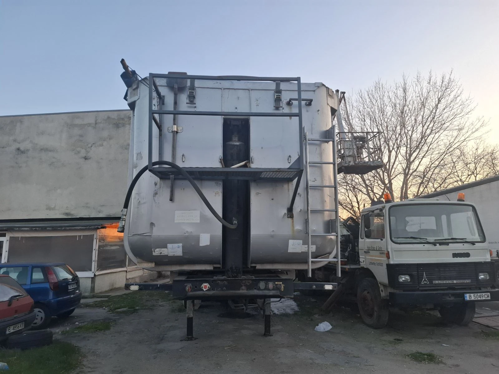Полуремарке Benalu, снимка 4 - Ремаркета - 54972863