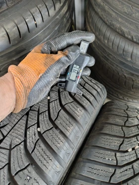 Гуми Зимни 215/55R17, снимка 3