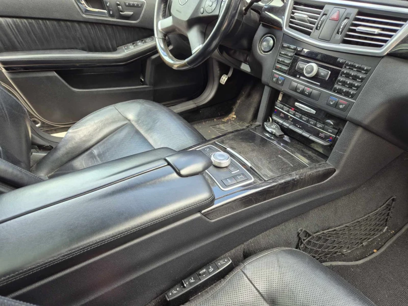 Mercedes-Benz E 500 4 Matic обдухване теглич 388к.с., снимка 12 - Автомобили и джипове - 23943682