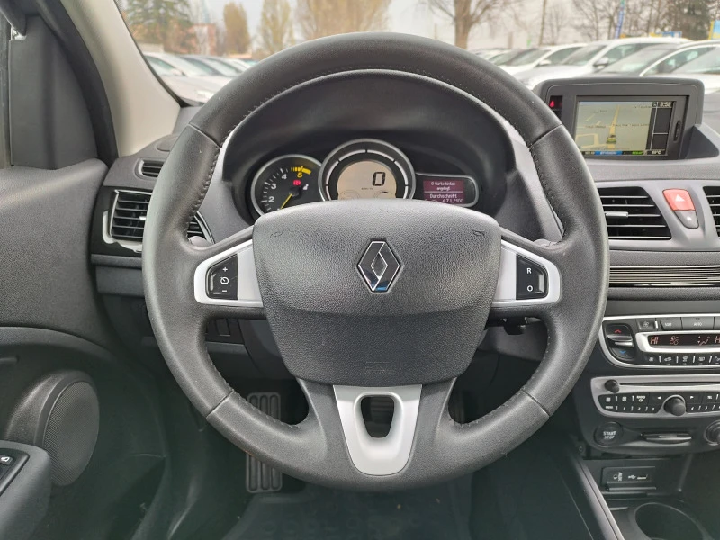 Renault Megane 1.9DCI 131k.s.NAVI, снимка 7 - Автомобили и джипове - 44774533