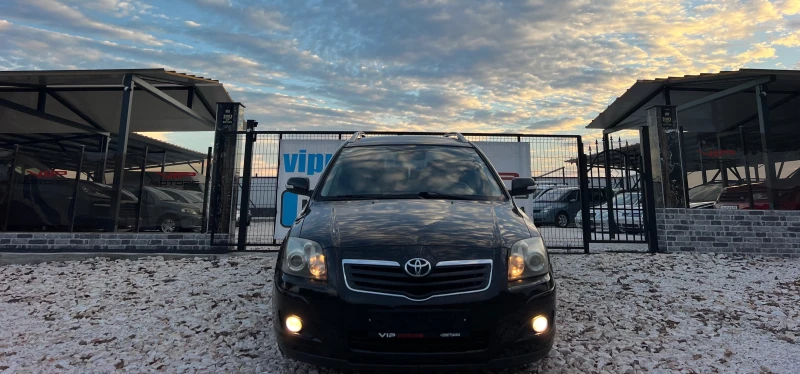 Toyota Avensis 2.0VVT-i FACELIFT/NAVI/KLIMATRONIK/UNIKAT, снимка 2 - Автомобили и джипове - 46130097