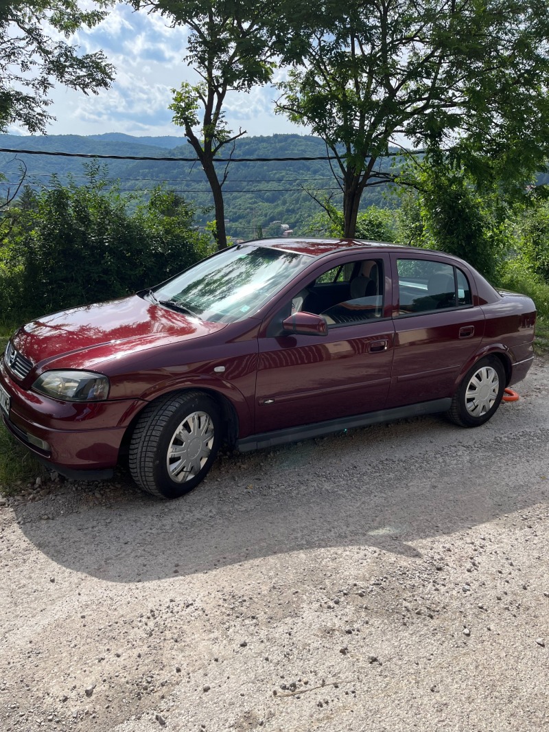 Opel Astra, снимка 6 - Автомобили и джипове - 46243379