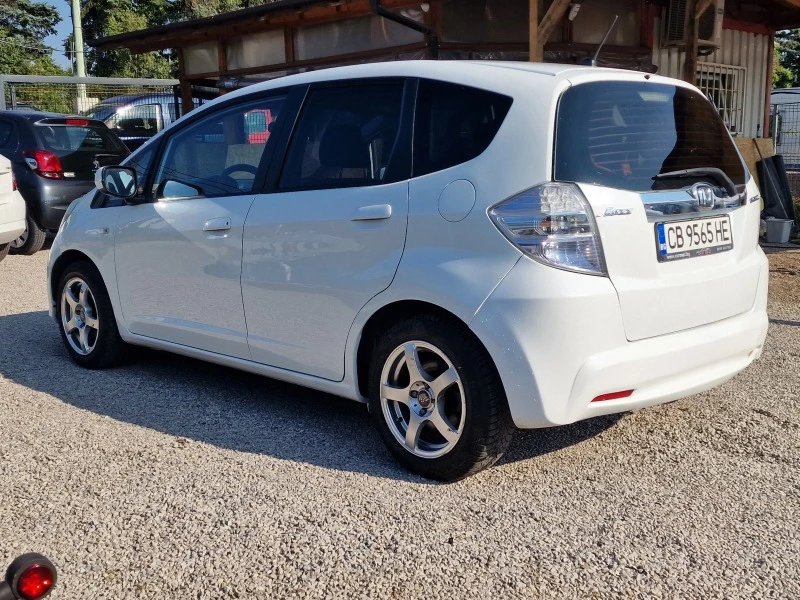 Honda Jazz 1.3-Hibrid/Авт./Лизинг, снимка 2 - Автомобили и джипове - 47288570