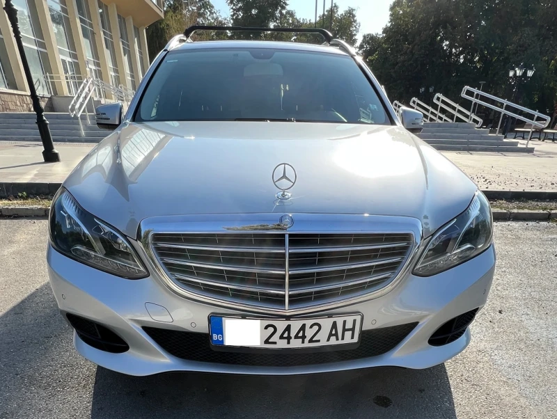 Mercedes-Benz E 250, снимка 1 - Автомобили и джипове - 47298790