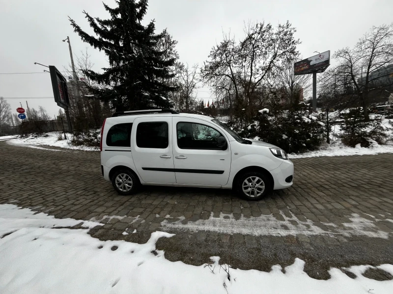 Renault Kangoo 1.5dci limited, снимка 8 - Автомобили и джипове - 48727277