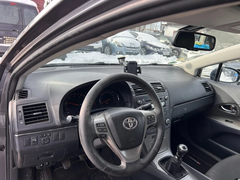 Toyota Avensis 2.0D-4D EURO 5, снимка 11 - Автомобили и джипове - 49179418