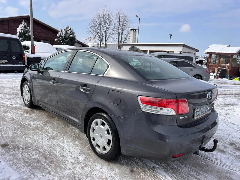 Toyota Avensis 2.0D-4D EURO 5, снимка 8 - Автомобили и джипове - 49179418