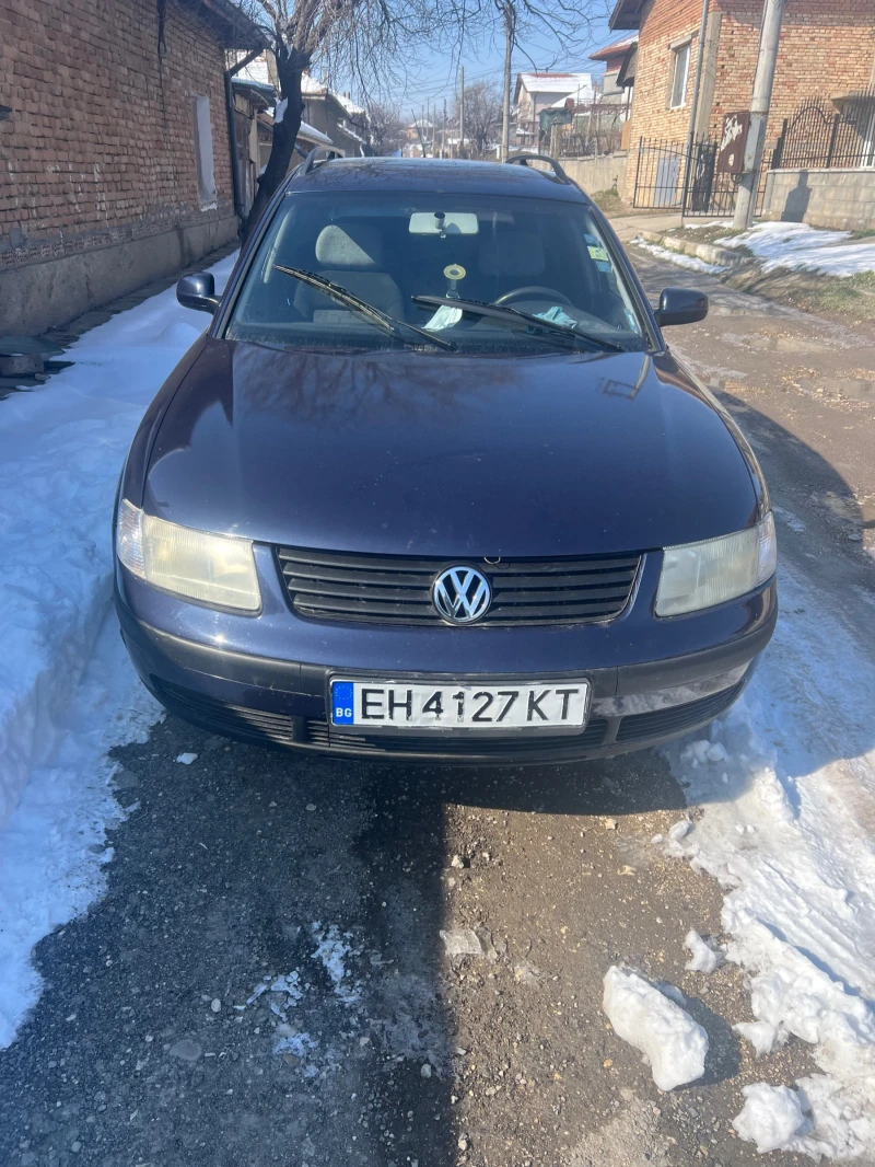 VW Passat, снимка 1 - Автомобили и джипове - 49248094