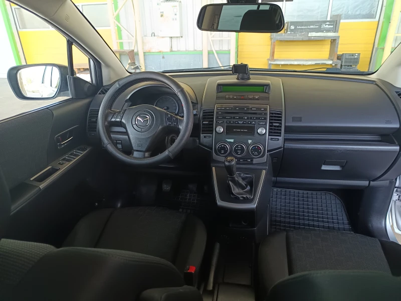 Mazda 5 2.0, снимка 8 - Автомобили и джипове - 51557956