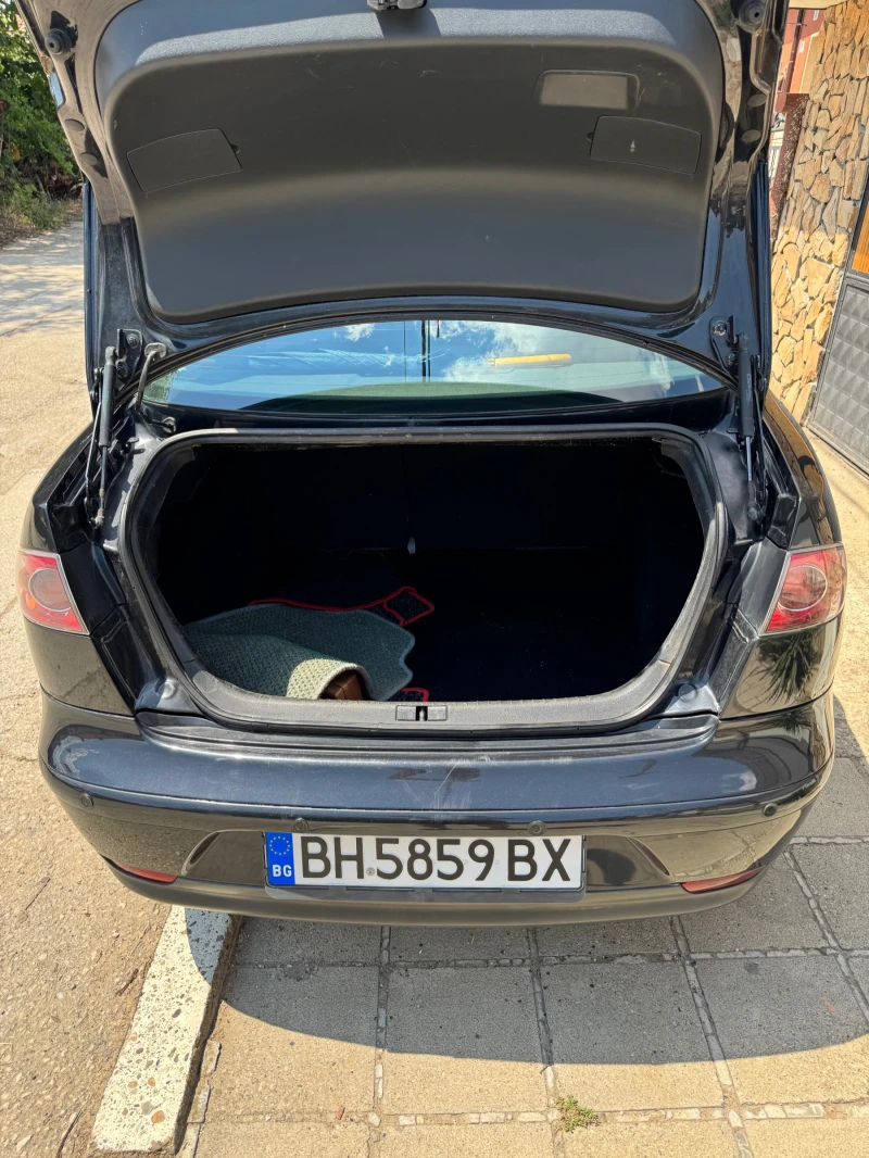 Seat Cordoba 1.4, 16V, снимка 13 - Автомобили и джипове - 52669952