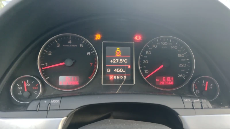 Audi A4, снимка 6 - Автомобили и джипове - 51942520