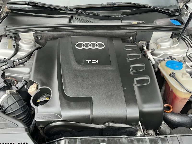 Audi A4 2.0TDI-143-S-LINE-NAVI-ITALIA, снимка 14 - Автомобили и джипове - 52559815