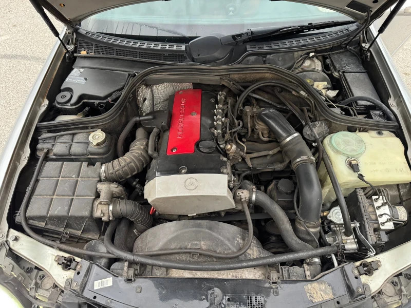 Mercedes-Benz CLK 200 Kompressor, снимка 14 - Автомобили и джипове - 52967101