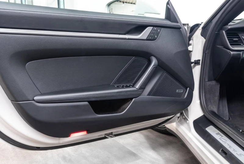 Porsche 911 992.2 CARRERA S CABRIO/SPORT CHRONO/BOSE/MATRIX/, снимка 9 - Автомобили и джипове - 53197834