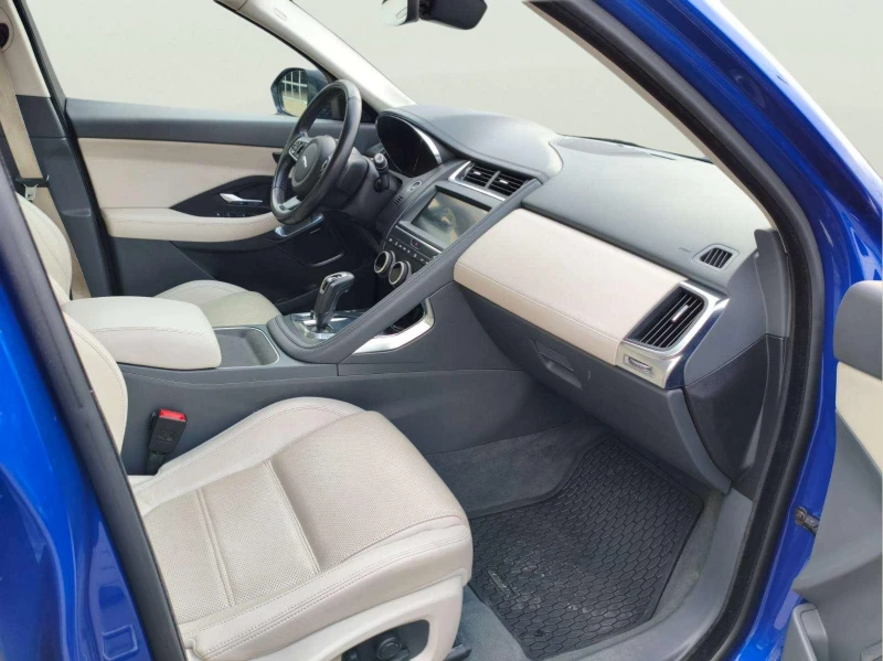 Jaguar E-pace 2.0, снимка 9 - Автомобили и джипове - 53268482