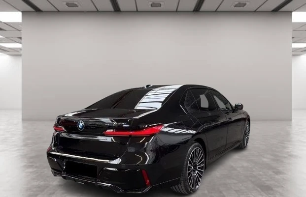 BMW 750 e xDrive = Executive = Гаранция, снимка 3 - Автомобили и джипове - 55890221