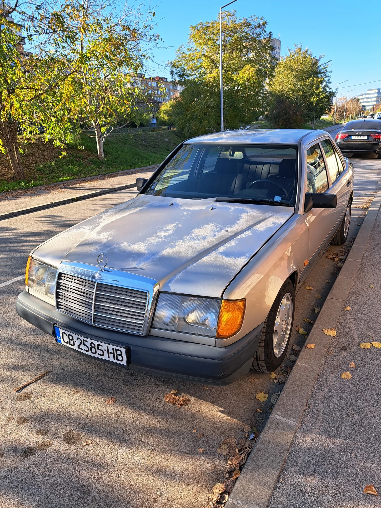 Mercedes-Benz 124, снимка 1