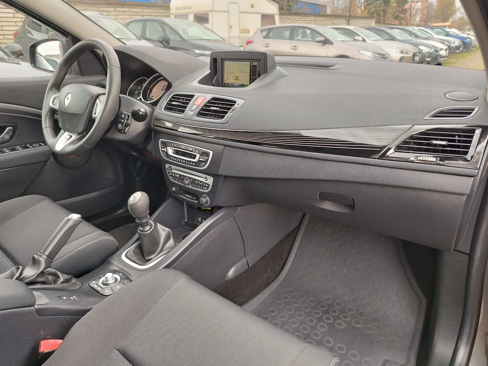 Renault Megane 1.9DCI 131k.s.NAVI | Mobile.bg — изображение 13