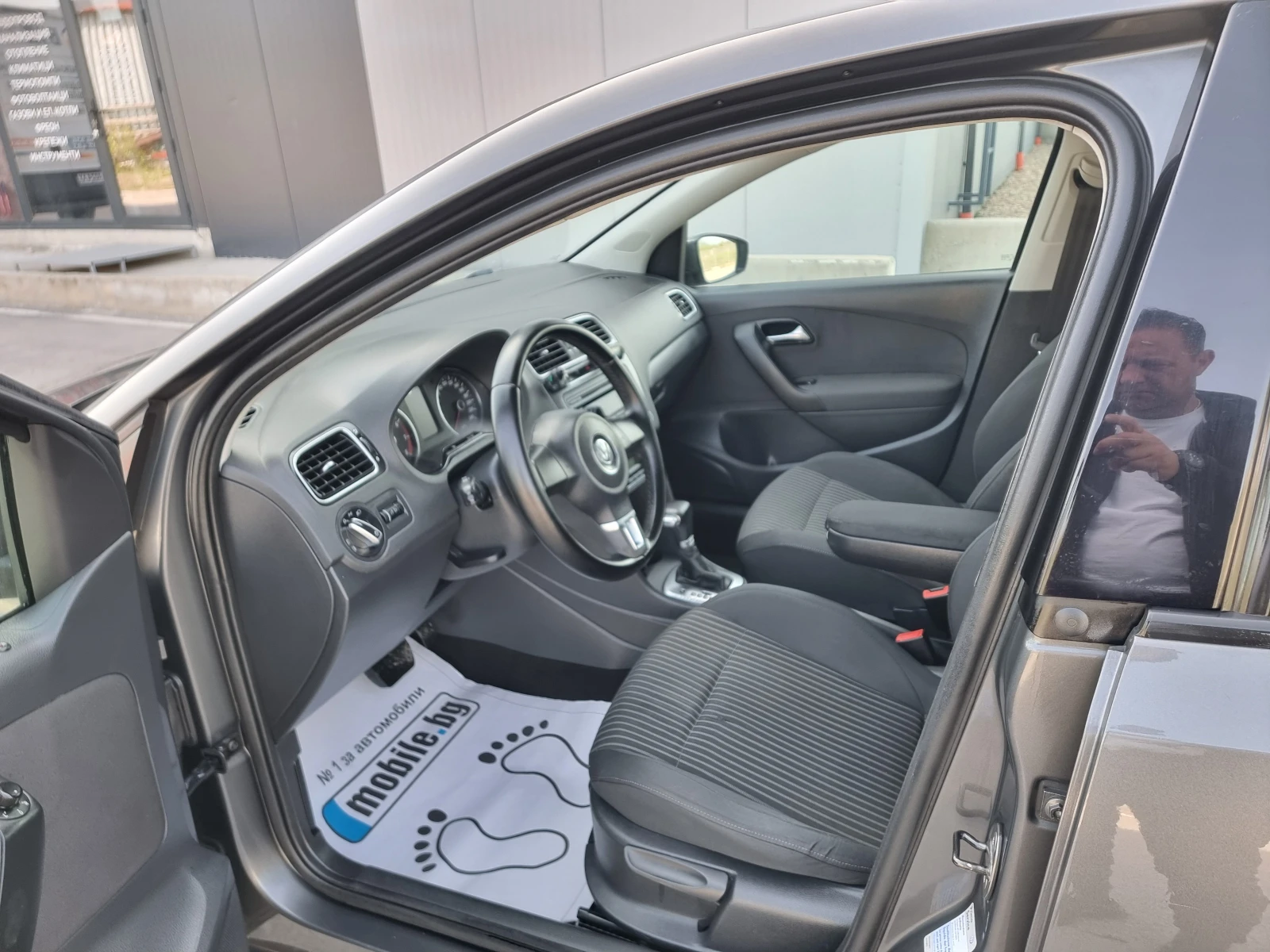 VW Polo 1.4i Avtomatik - изображение 8