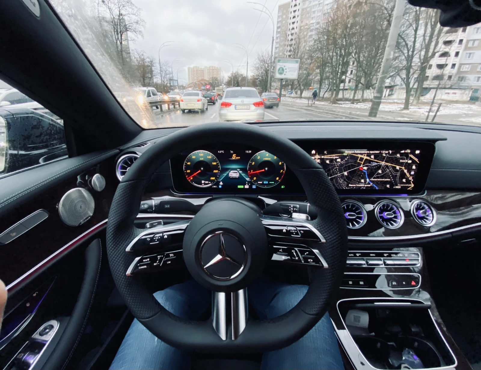 Mercedes-Benz E 450 Mercedes-Benz E 450 AMG-LINE Euro6 още в гаранция - изображение 5