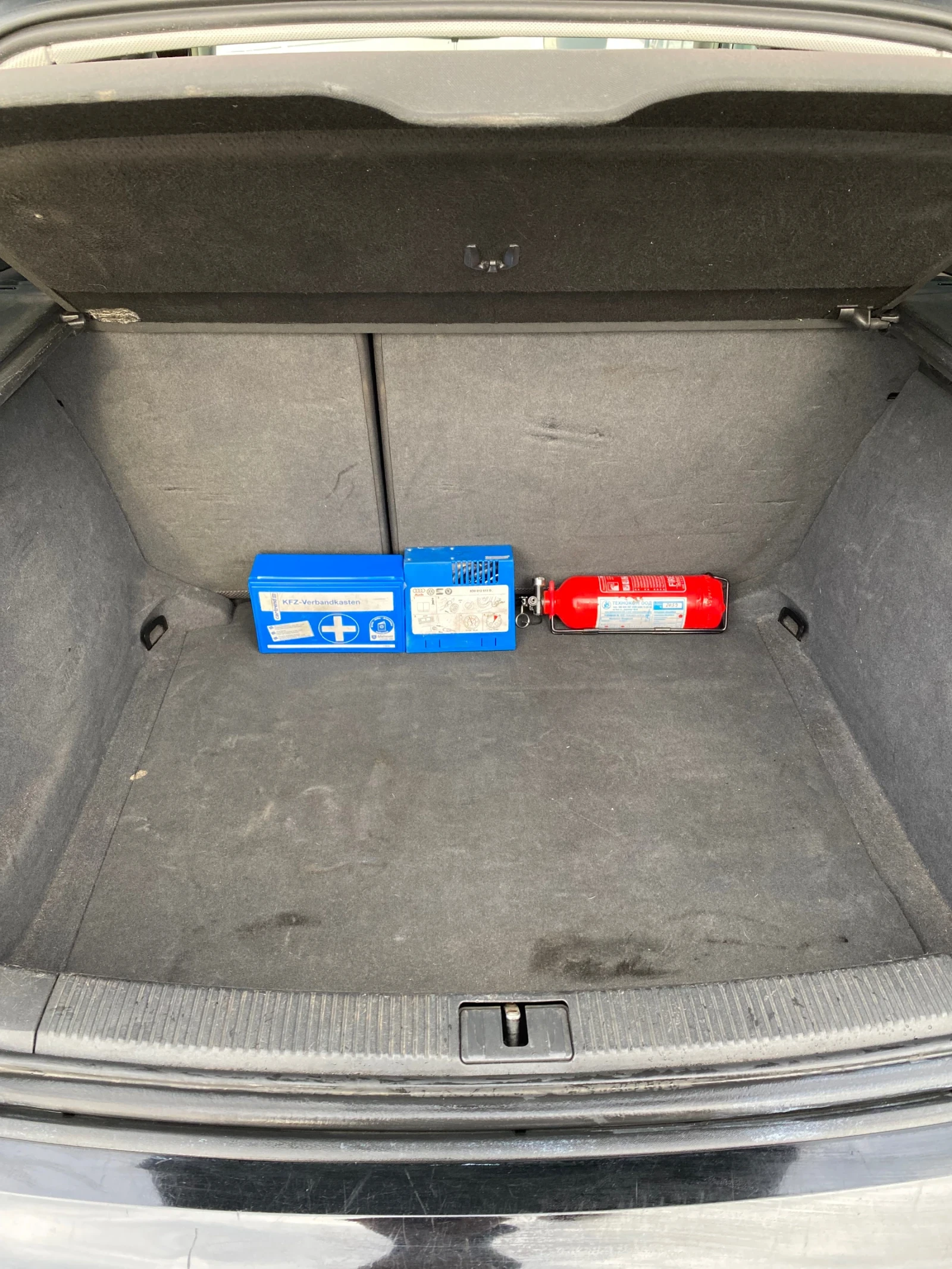 Audi A3 2.0TDI 8p FACELIFT S-LINE - изображение 8