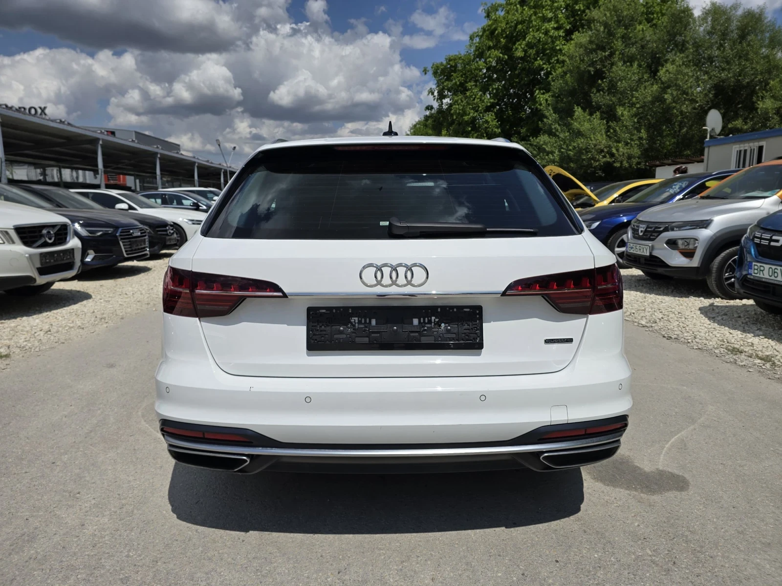 Audi A4 2.0TDI 204к.с Business Топ състояние  - изображение 6