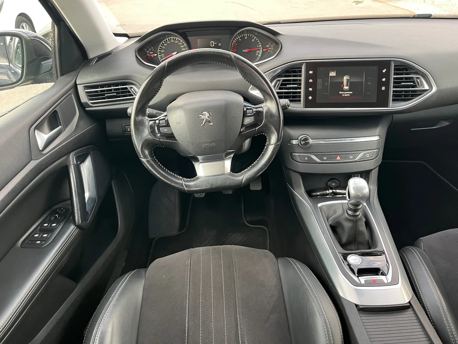 Peugeot 308 1.6 HDi Allure - изображение 9