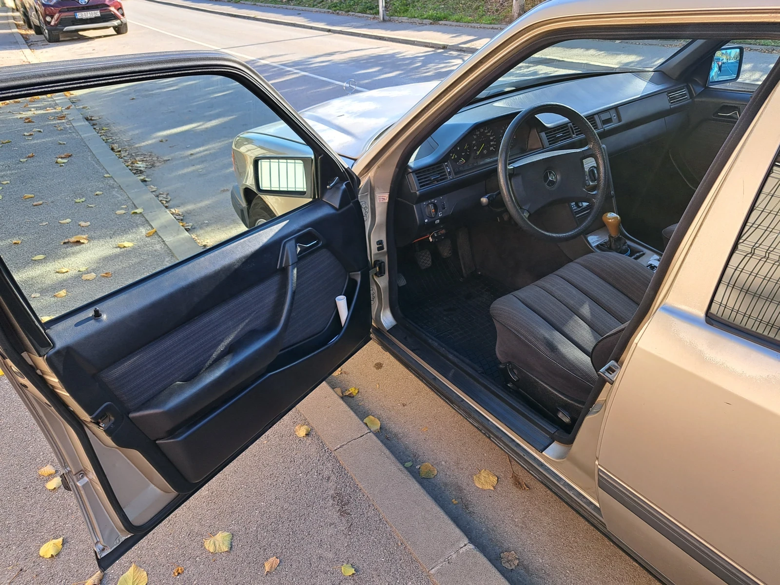 Mercedes-Benz 124 | Mobile.bg   5