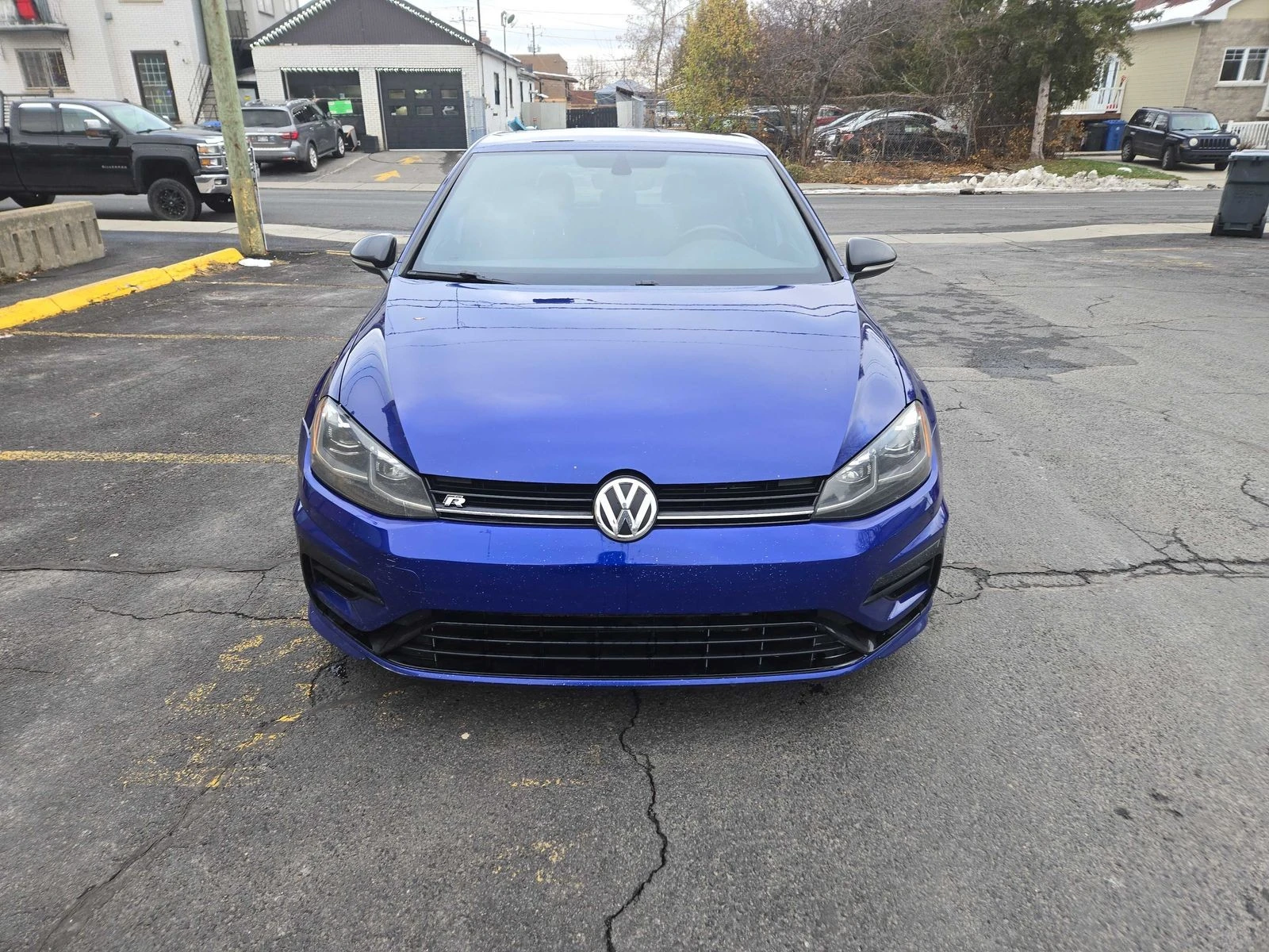 VW Golf R CARFAX    | Mobile.bg   3