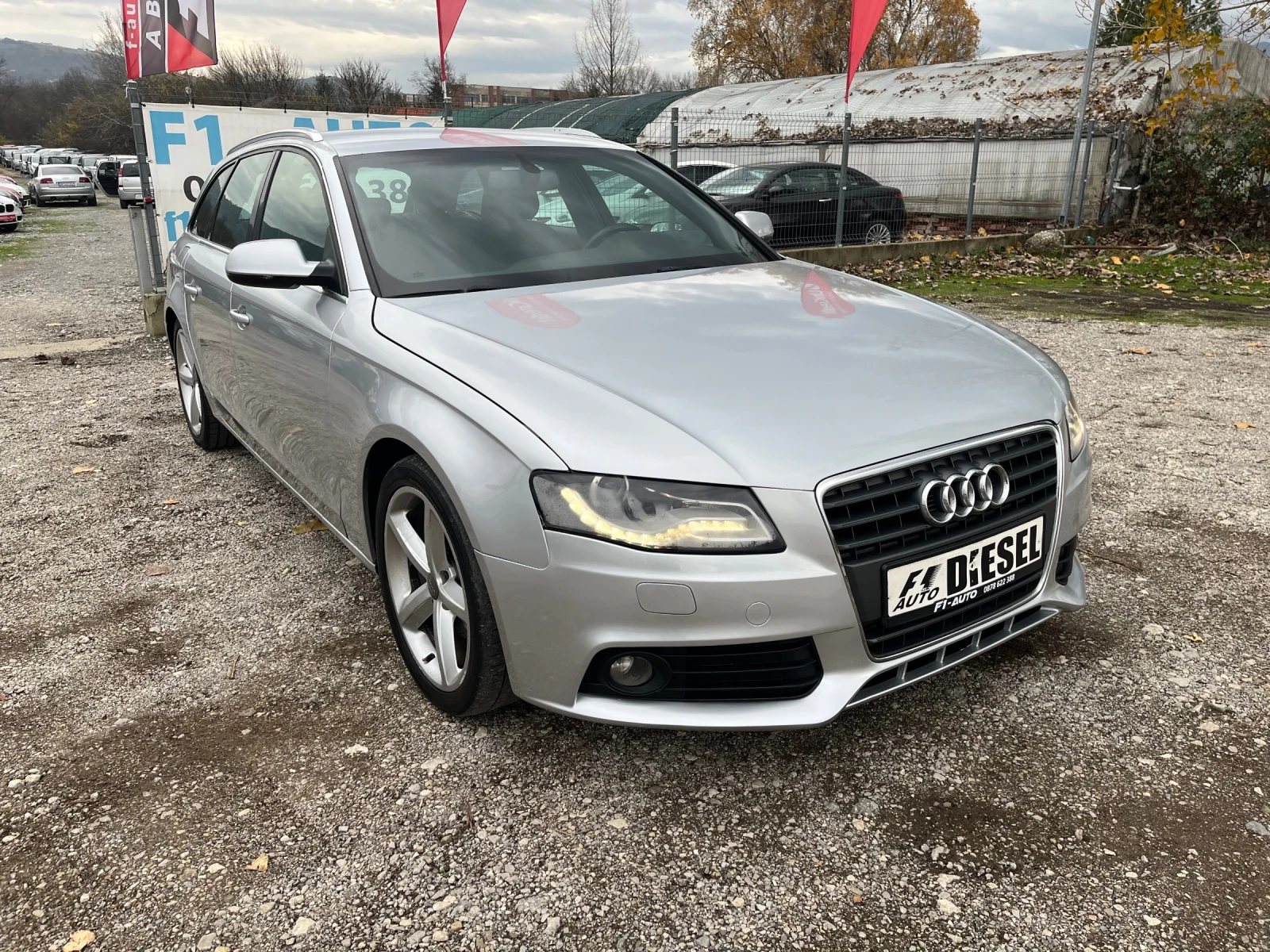 Audi A4 2.0TDI-143-S-LINE-NAVI-ITALIA - изображение 3