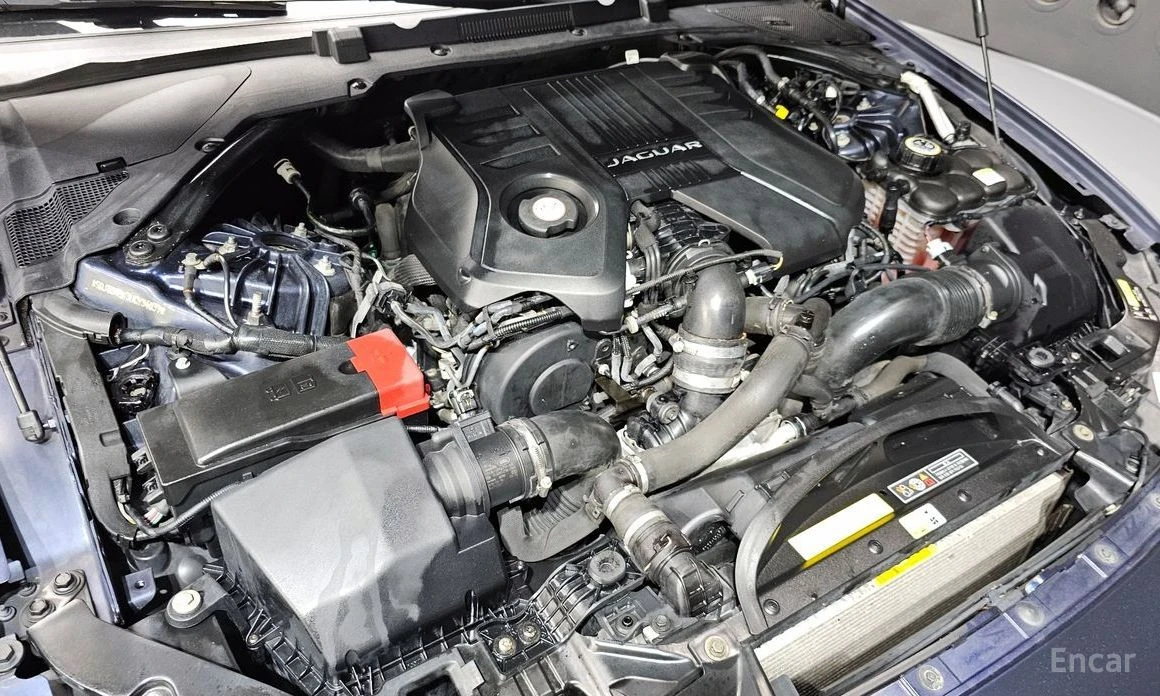 Jaguar Xf  - изображение 6