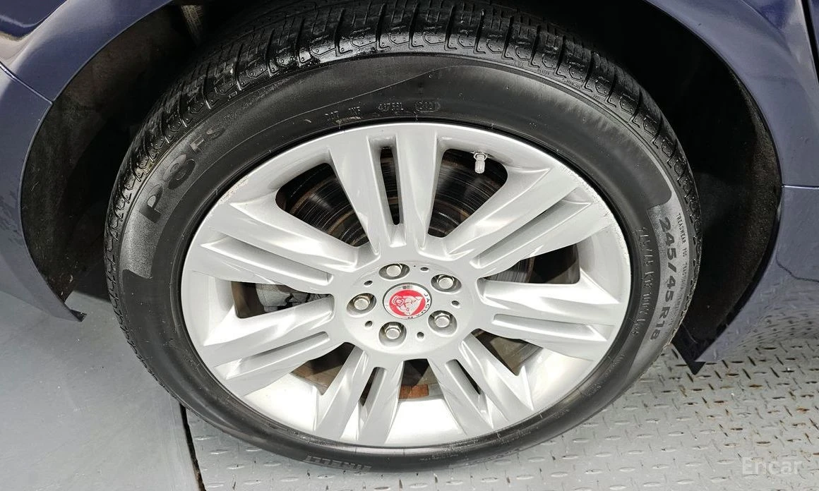 Jaguar Xf  - изображение 5