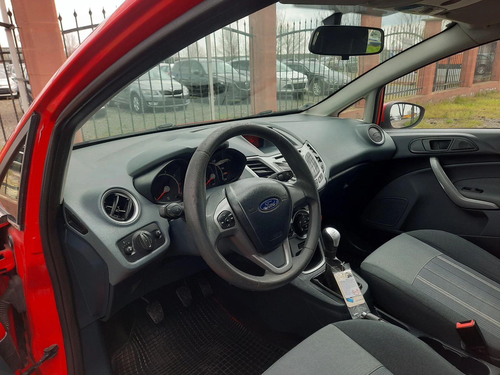 Ford Fiesta 1.25i, снимка 8 - Автомобили и джипове - 54090958