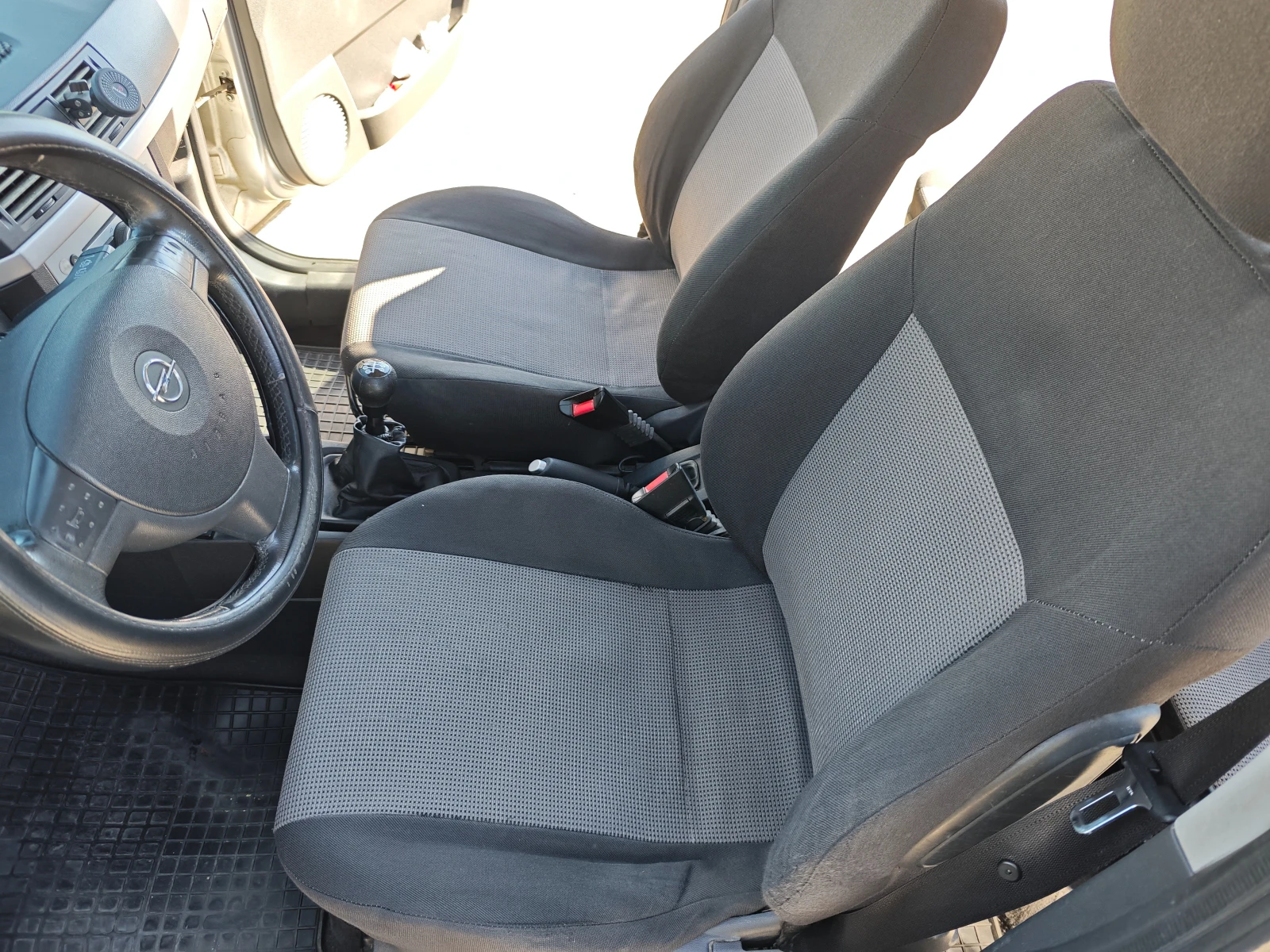 Opel Meriva 1.6 Газ * клима* , снимка 12 - Автомобили и джипове - 54589893