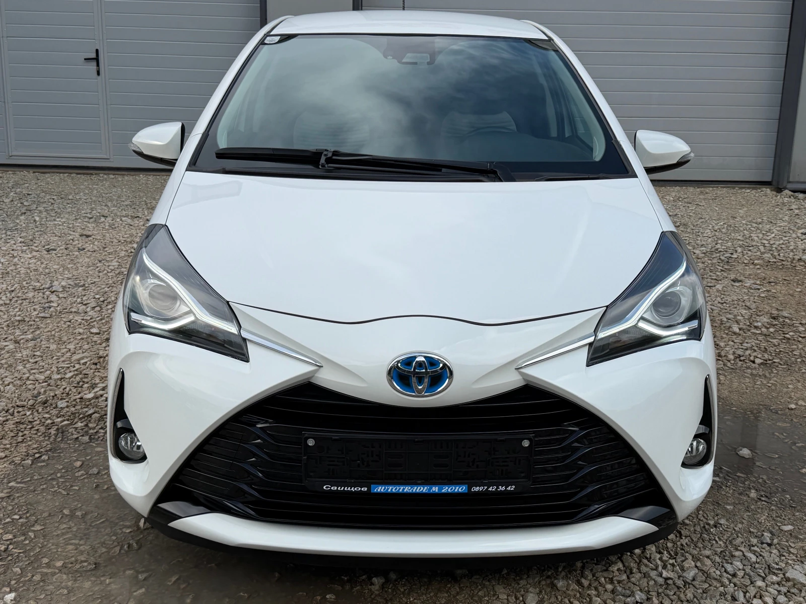 Toyota Yaris 1.5BENZIN* HYBRID* FACE* 31063KM, снимка 2 - Автомобили и джипове - 54649626