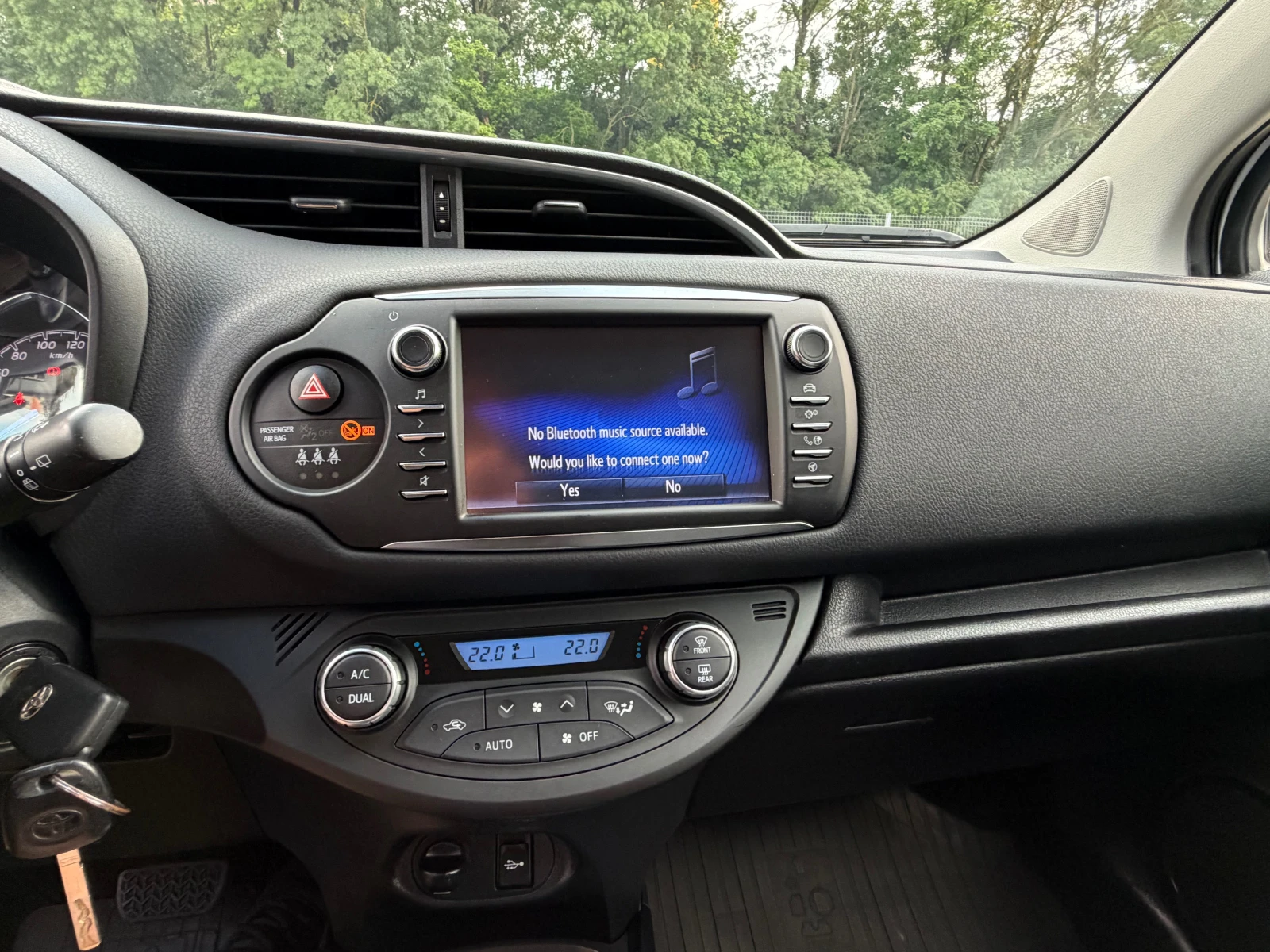 Toyota Yaris 1.5BENZIN* HYBRID* FACE* 31063KM, снимка 14 - Автомобили и джипове - 54649626