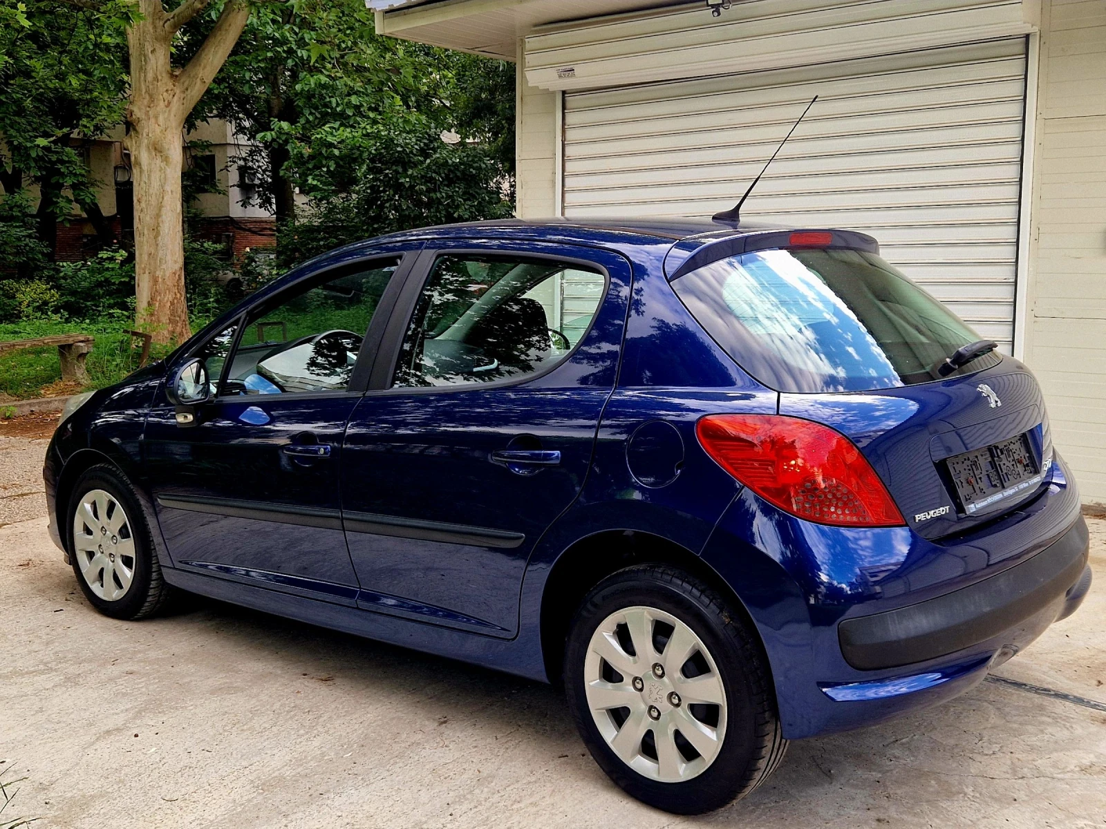 Peugeot 207 1.4i 75к.с., снимка 4 - Автомобили и джипове - 54803254