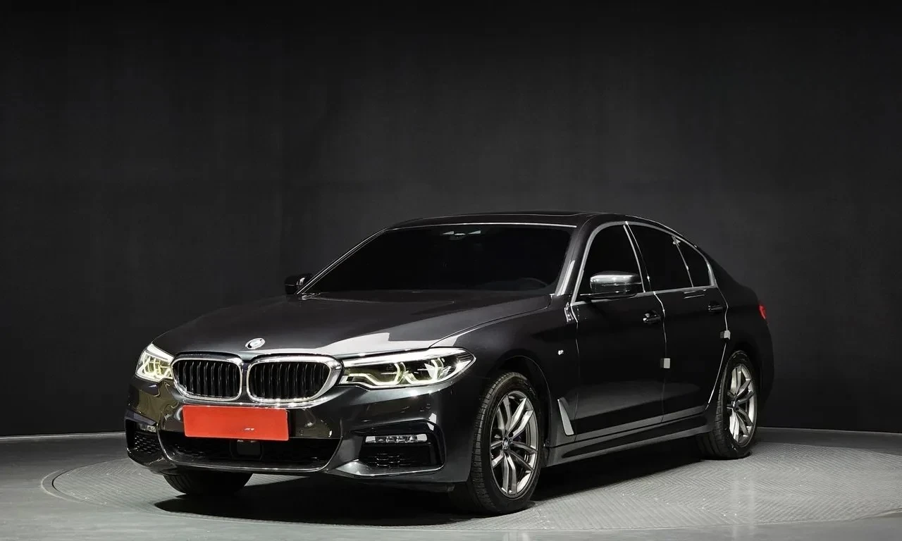 BMW 530 xDrive M Sport HeadUp* DisiTron