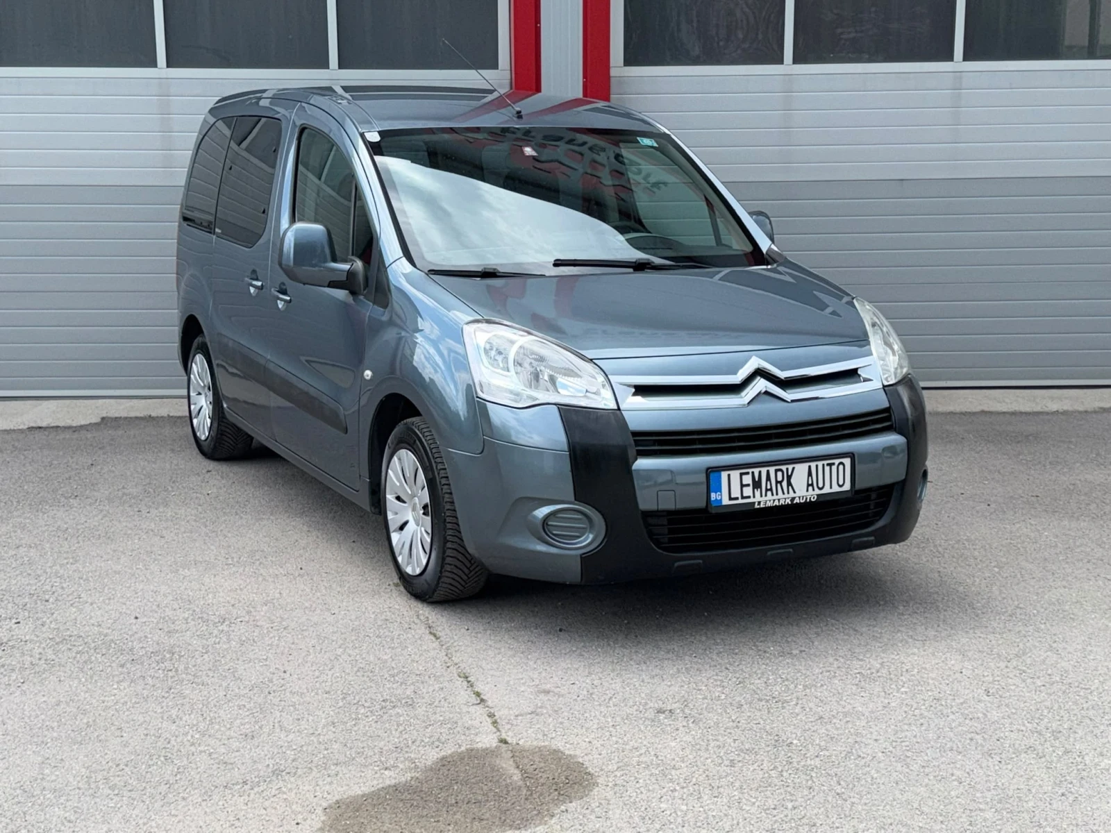 Citroen Berlingo 1.6HDI KLIMATIK EVRO 5A ЛИЗИНГ!!!, снимка 5 - Автомобили и джипове - 55103900